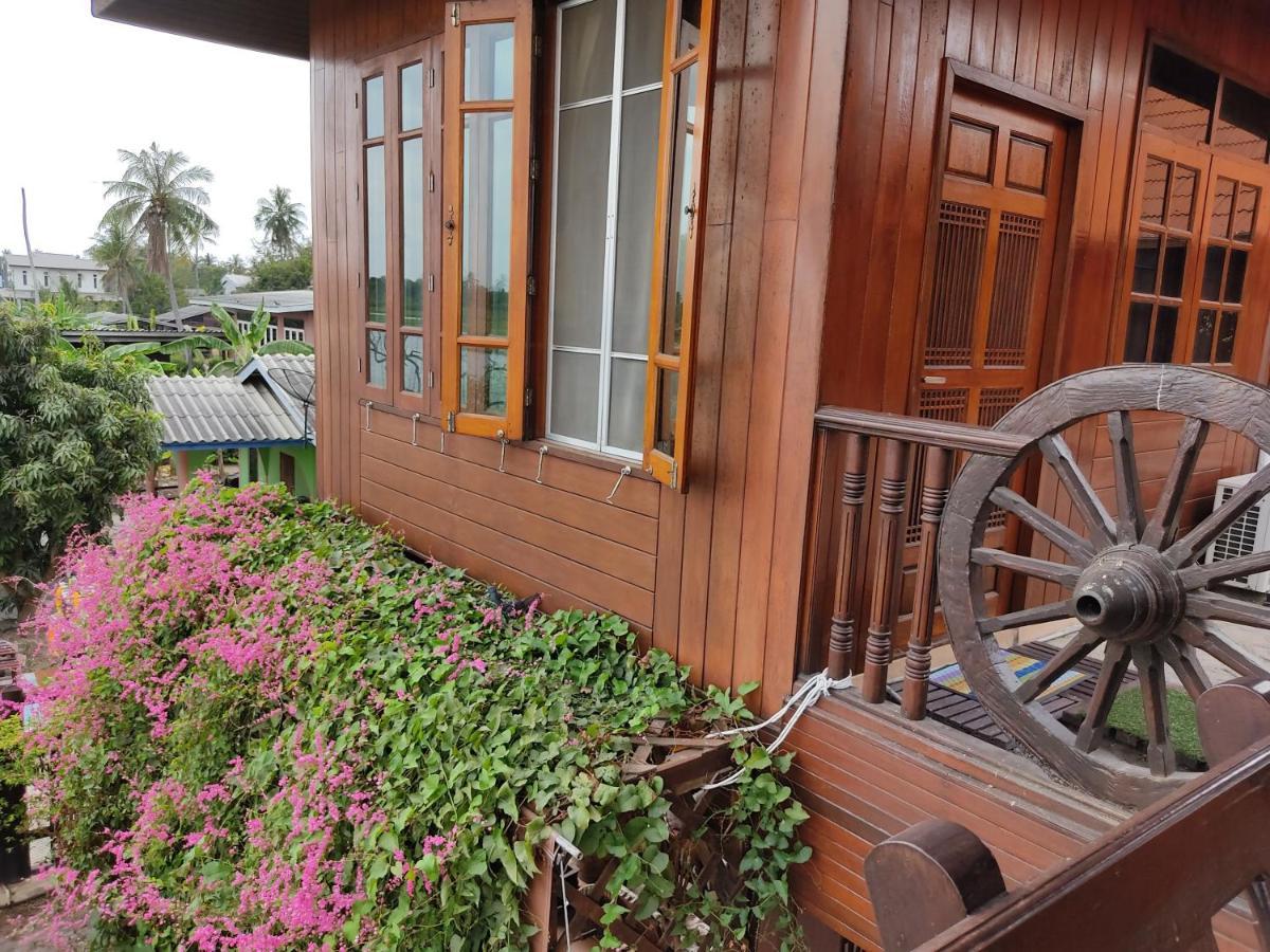 Ban Don Faek Hidden Holiday House מראה חיצוני תמונה